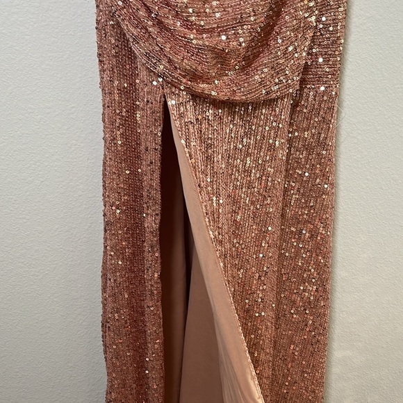 Showpo. Vee Vee Sequin Maxi Dress Size US 4 - Picture 7 of 12